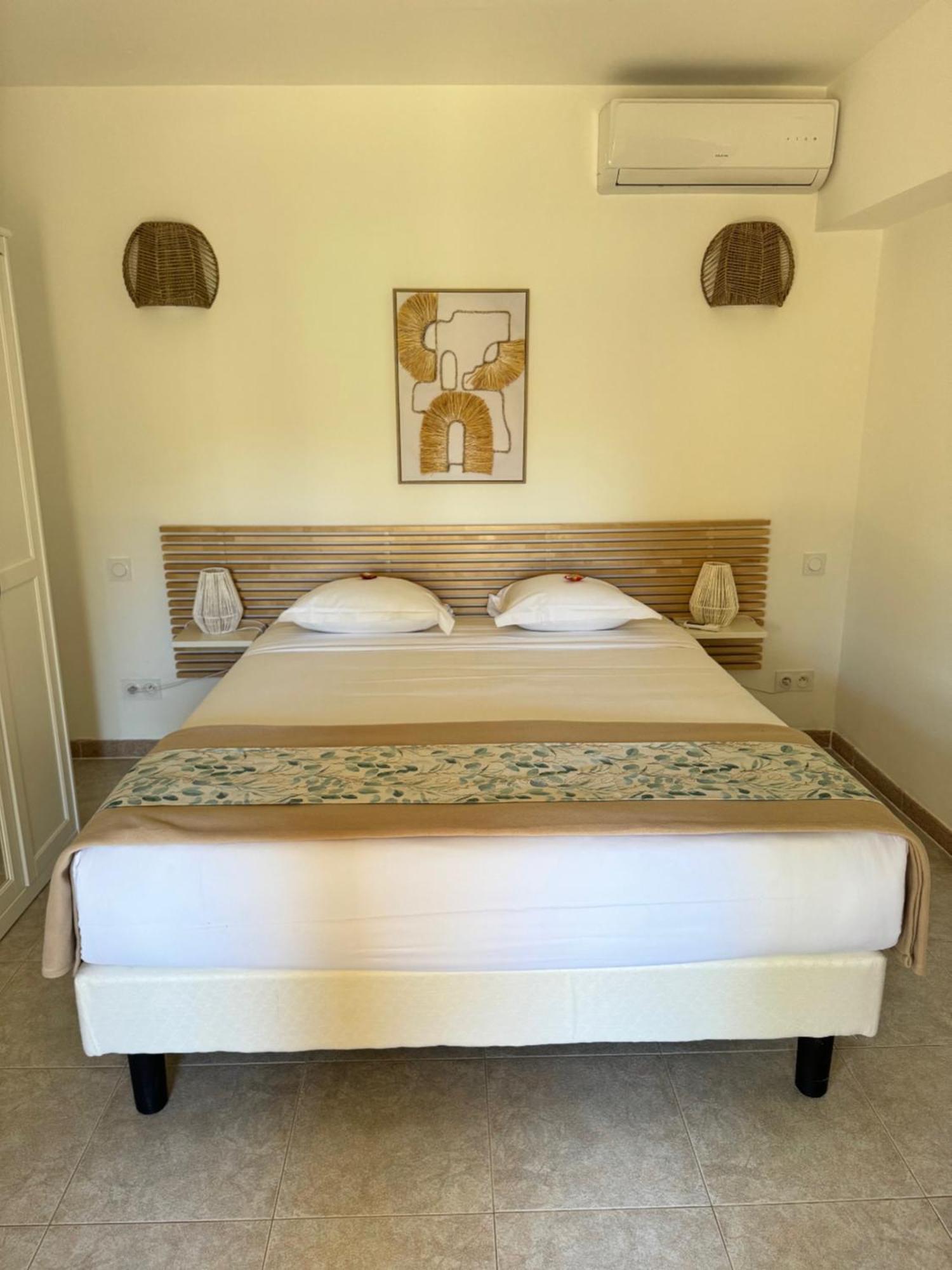 סנטורי Residences Anna מראה חיצוני תמונה