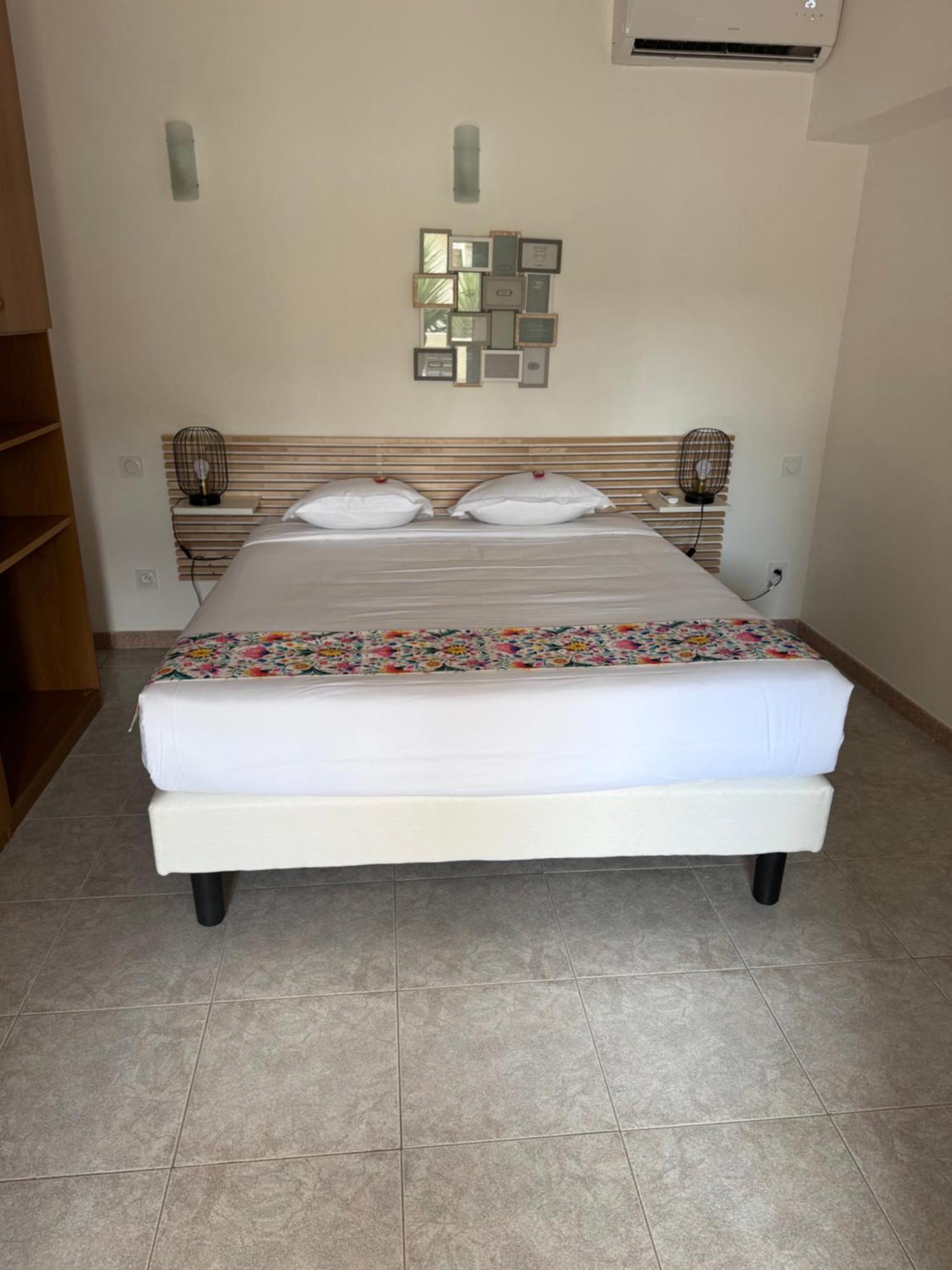סנטורי Residences Anna מראה חיצוני תמונה