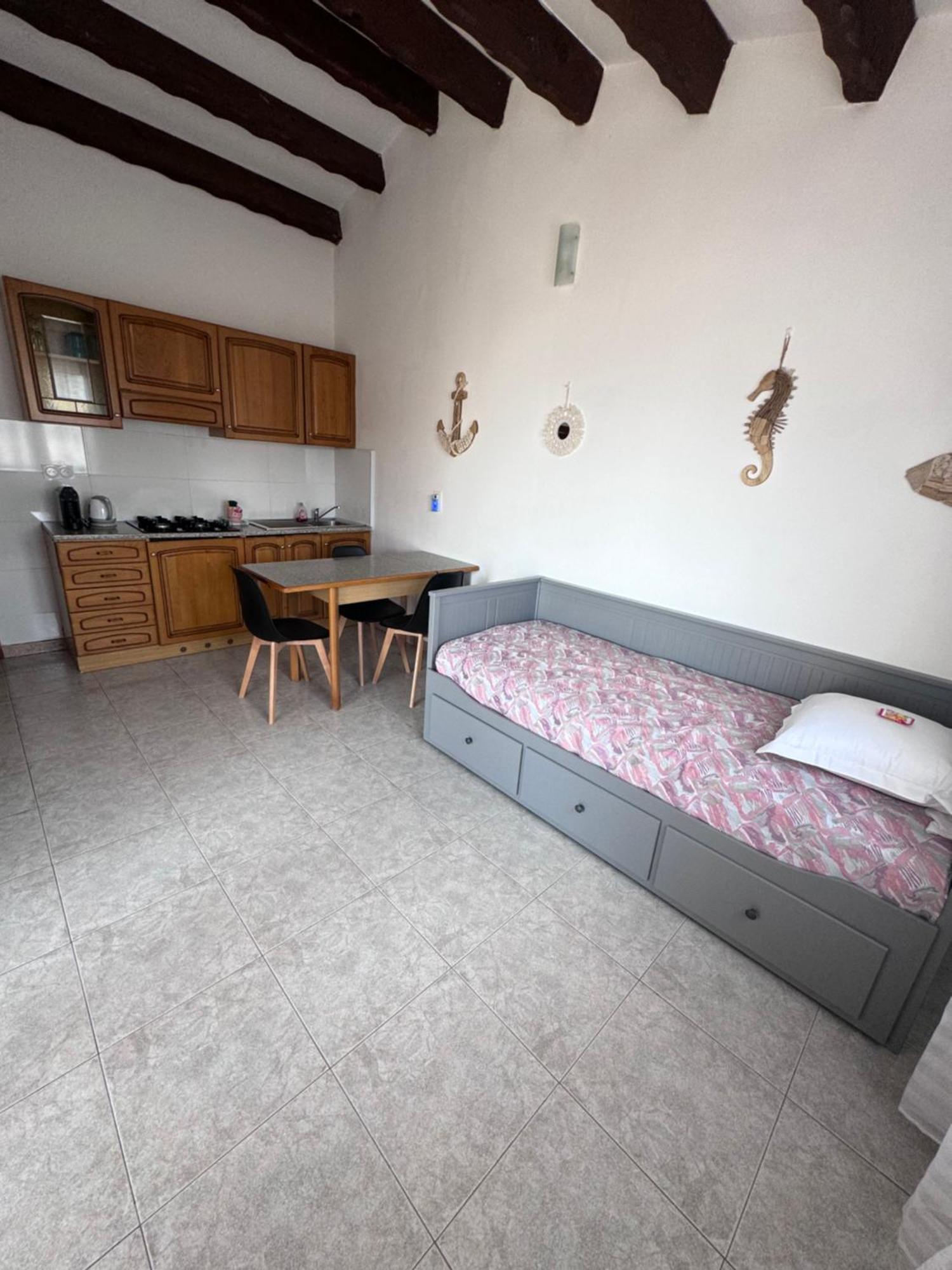 סנטורי Residences Anna מראה חיצוני תמונה