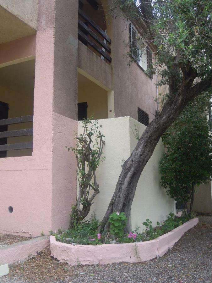 סנטורי Residences Anna מראה חיצוני תמונה